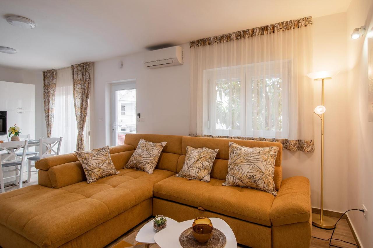 Apartment Matija Zadar Exterior photo